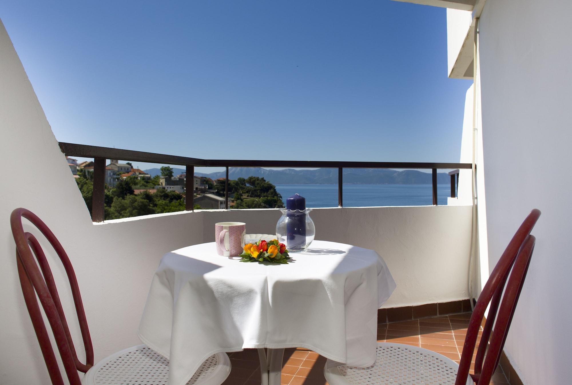 Hotel Laguna Градац Екстериор снимка