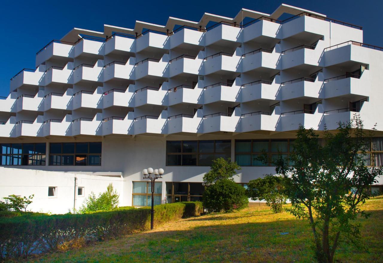 Hotel Laguna Градац Екстериор снимка