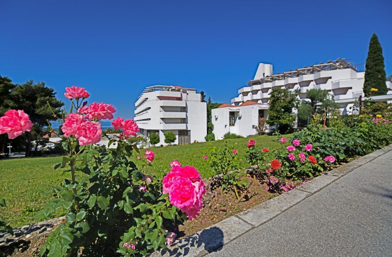 Hotel Laguna Градац Екстериор снимка